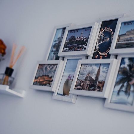 New designed Apartment in Wenen Buitenkant foto