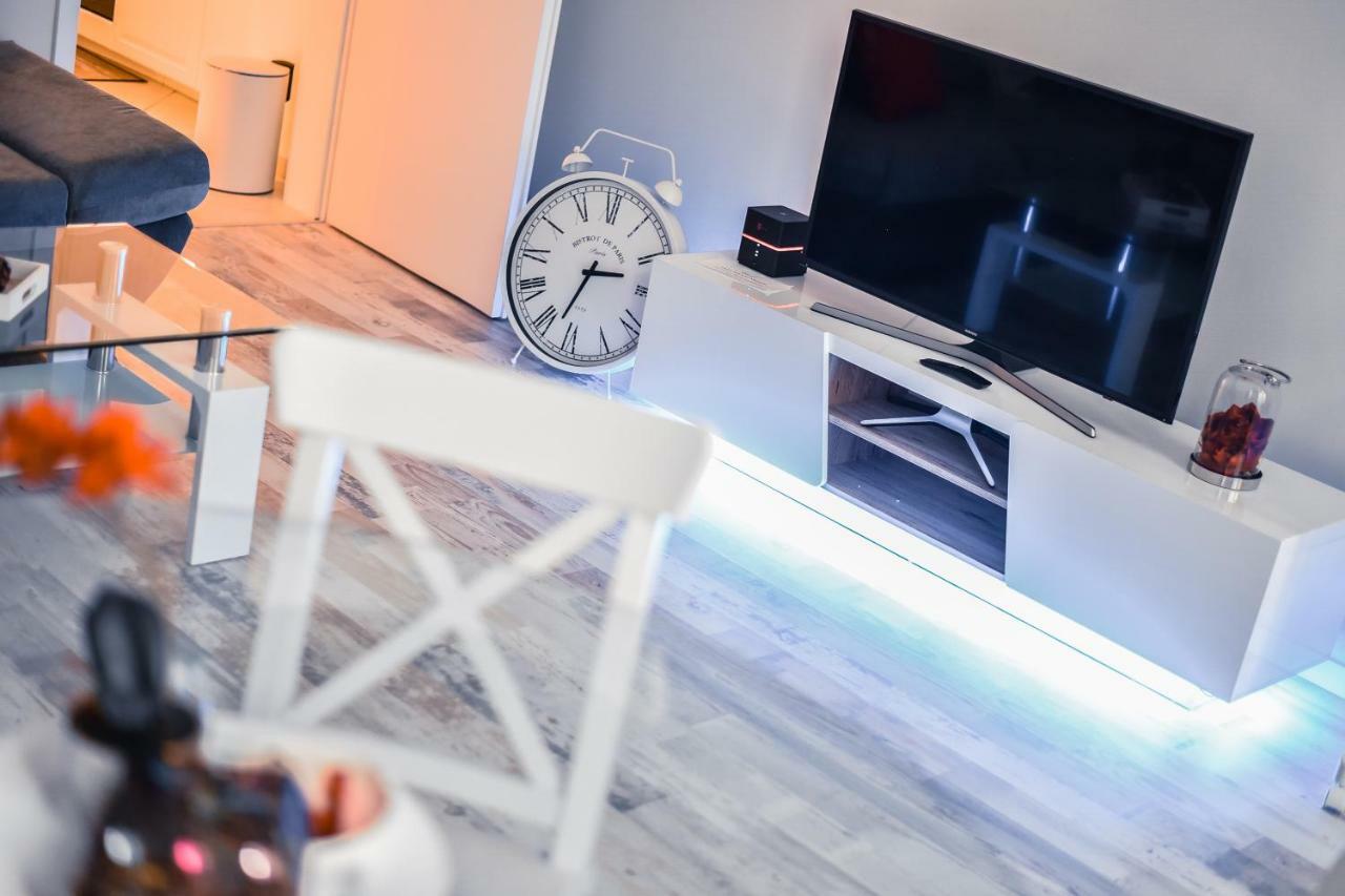 New designed Apartment in Wenen Buitenkant foto